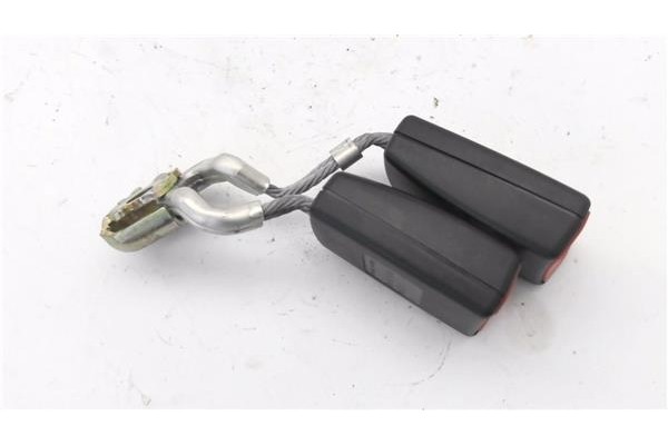 Recambio de anclaje cinturon trasero izquierdo para volkswagen golf v (1k1) 1.9 tdi referencia OEM IAM 1K0857739F 1K0857739F 