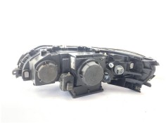 Recambio de faro xenon derecho para volvo v70 familiar 2.4 d5 referencia OEM IAM 8693657 89008267 