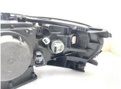 Recambio de faro xenon derecho para volvo v70 familiar 2.4 d5 referencia OEM IAM 8693657 89008267 