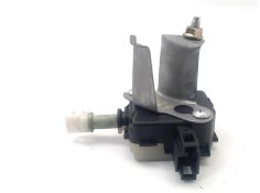 Recambio de motor apertura deposito combustible para toyota avensis berlina (t25) 2.0 executive berlina (5-ptas.) referencia OEM