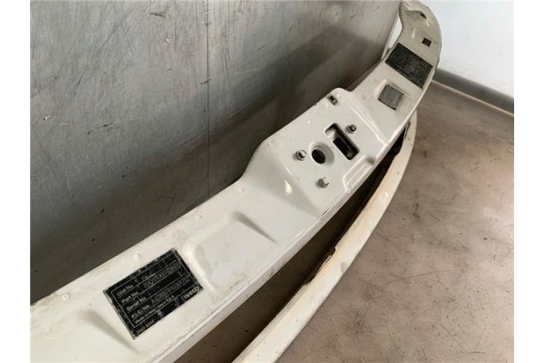 Recambio de traviesa superior frente para iveco c65a00/a 23rn8a referencia OEM IAM 99489947  