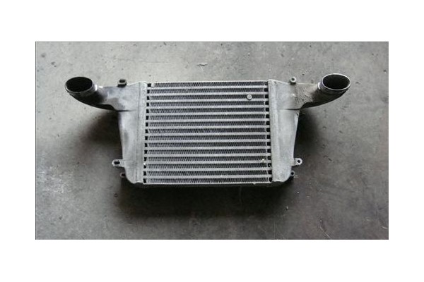 Recambio de intercooler para nissan atleon 110.35, 120.35 referencia OEM IAM 19879005  
