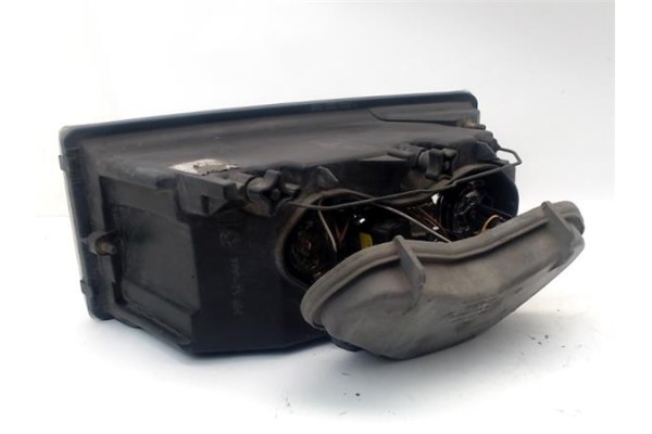 Recambio de faro delantero dcho para iveco c65a00/a 23rn8a referencia OEM IAM 500307754  