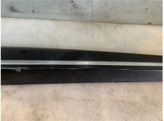 Recambio de moldura puerta delantero derecha para renault clio iv 1.5 business referencia OEM IAM 801865598R 808774646R 