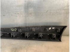 Recambio de moldura puerta delantero derecha para renault clio iv 1.5 business referencia OEM IAM 801865598R 808774646R 