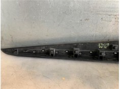 Recambio de moldura puerta delantero derecha para renault clio iv 1.5 business referencia OEM IAM 801865598R 808774646R 
