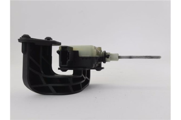 Recambio de motor apertura deposito combustible para mercedes-benz clase a (bm 169) 2.0 a 180 cdi (169.007) referencia OEM IAM A