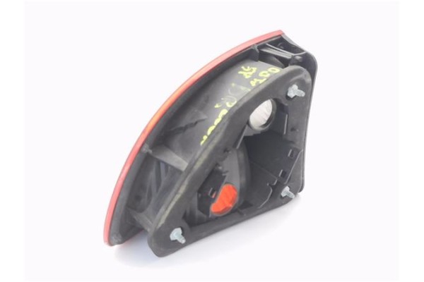 Recambio de piloto trasero derecho para seat leon (1m1) 1.8 signo referencia OEM IAM 1M6945258  
