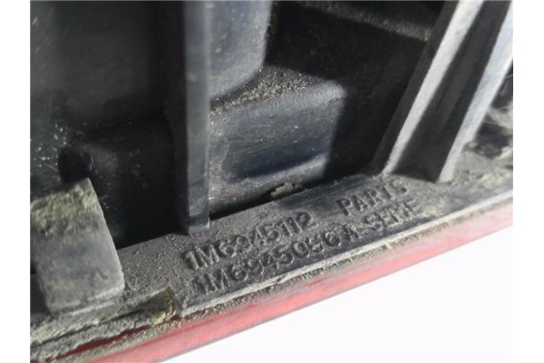 Recambio de piloto trasero derecho para seat leon (1m1) 1.8 signo referencia OEM IAM 1M6945258  