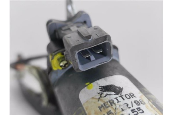 Recambio de mecanismo elevalunas delantero izquierdo para citroen saxo 1.0 x referencia OEM IAM 400472T1  