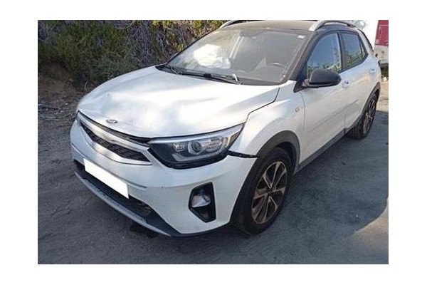 Recambio de torpedo para kia stonic (ybcuv) 1.0 edition 7 referencia OEM IAM 66700H8100  