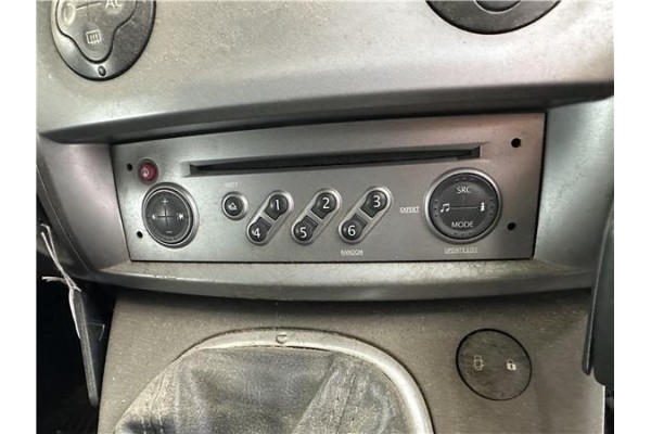 Recambio de radio / cd para renault grand scénic ii (jm0/1_) 1.9 dci (jm14) referencia OEM IAM   