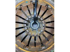 Recambio de disco embrague para renault captur i 0.9 zen referencia OEM IAM 302053302R  