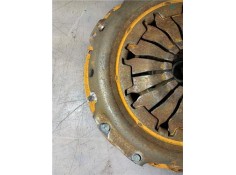 Recambio de disco embrague para renault captur i 0.9 zen referencia OEM IAM 302053302R  