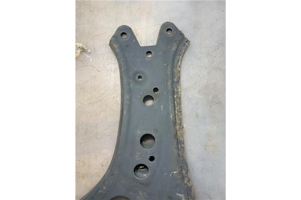 Recambio de brazo inferior delantero izquierdo para seat ibiza berlina (6j5) 1.2 referencia OEM IAM 6R0407151F  