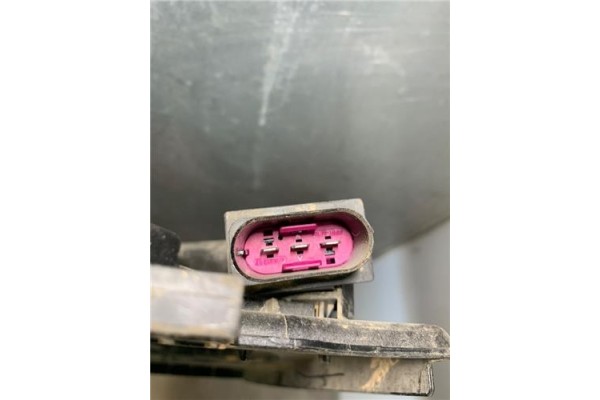 Recambio de electroventilador para seat ibiza berlina (6j5) 1.4 tsi referencia OEM IAM PA66GF30 6R0121207 
