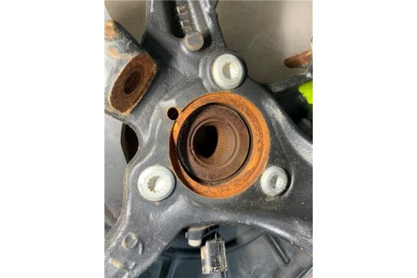 Recambio de mangueta delantero derecha para seat leon (1p1) 1.4 tsi referencia OEM IAM 1K0615312F  