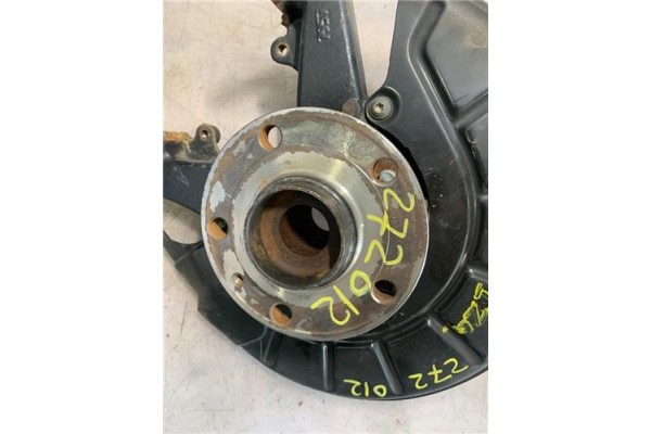 Recambio de mangueta delantero izquierda para seat leon (1p1) 1.4 tsi referencia OEM IAM 1K0407255T  