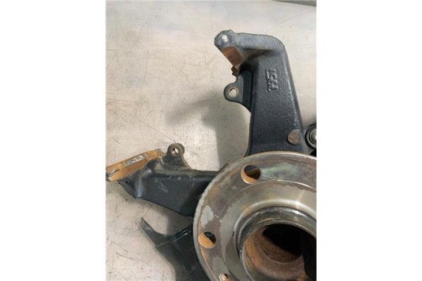 Recambio de mangueta delantero izquierda para seat leon (1p1) 1.4 tsi referencia OEM IAM 1K0407255T  