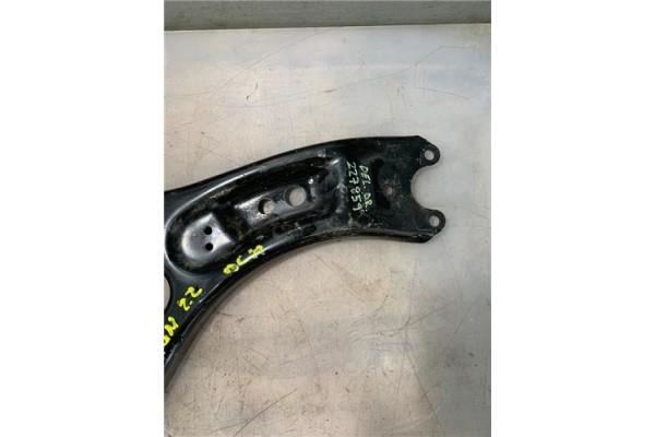 Recambio de brazo inferior delantero derecho para seat leon (1p1) 1.2 reference referencia OEM IAM 1K0407152BD  