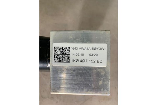 Recambio de brazo inferior delantero derecho para seat leon (1p1) 1.2 reference referencia OEM IAM 1K0407152BD  