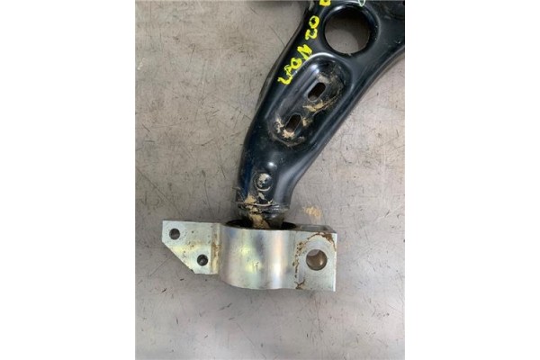 Recambio de brazo inferior delantero derecho para seat leon (1p1) 1.4 tsi referencia OEM IAM 1K0407152BD  