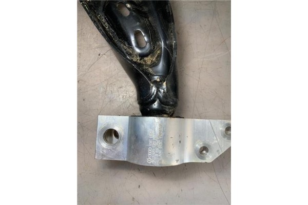 Recambio de brazo inferior delantero derecho para seat leon (1p1) 1.4 tsi referencia OEM IAM 1K0407152BD  