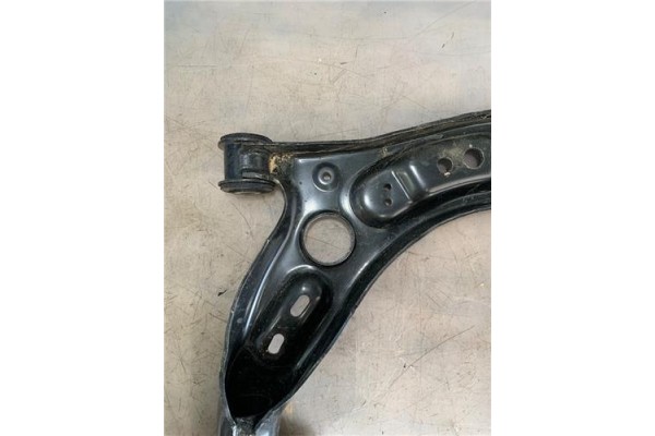 Recambio de brazo inferior delantero izquierdo para seat leon (1p1) 1.4 tsi referencia OEM IAM 1K0407151BD  