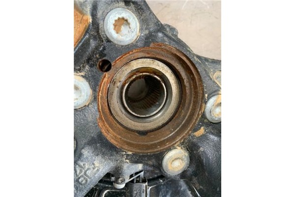 Recambio de mangueta delantero derecha para seat leon (1p1) 1.4 tsi referencia OEM IAM 1K0615312F  