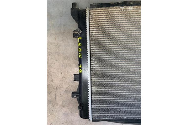 Recambio de radiador para seat leon (1p1) 1.4 tsi referencia OEM IAM 1K0121251CM  