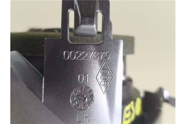 Recambio de rejilla entrada de aire para nissan micra v (k14) 1.5 acenta referencia OEM IAM 0227375  