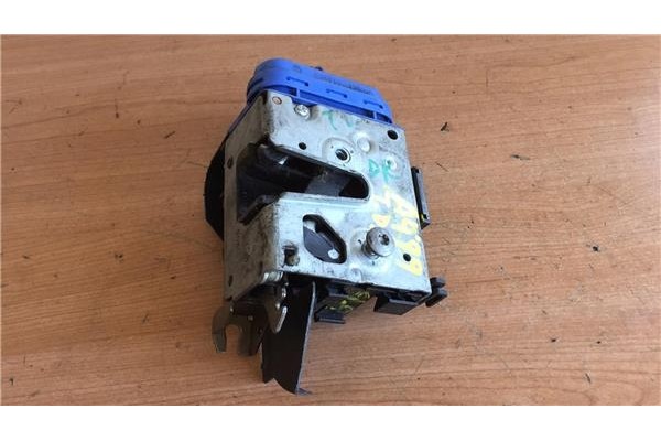 Recambio de cierre electromagnetico trasero derecho para audi a4 berlina (b5) 1.6 referencia OEM IAM 8D0839016A   Recambio de cierre electromagnetico trasero derecho para audi a4 berlina (b5) 1.6 referencia OEM IAM 8D0839016A