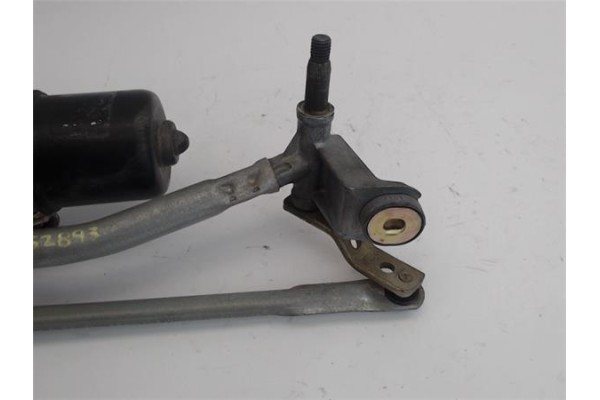 Recambio de motor limpiaparabrisas delantero para renault megane ii ranchera familiar (km0/1_) 1.9 dci referencia OEM IAM 820003
