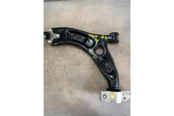 Recambio de brazo inferior delantero izquierdo para seat leon (1p1) 1.4 tsi referencia OEM IAM 1K0407151BD  