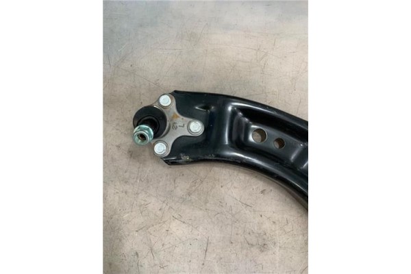 Recambio de brazo inferior delantero izquierdo para seat leon (1p1) 1.4 tsi referencia OEM IAM 1K0407151BD  