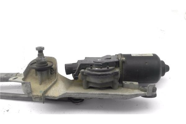 Recambio de motor limpiaparabrisas delantero para mitsubishi colt cz3 berl. 5 (z30a) 1.3 (z35a, z33a, z34a) referencia OEM IAM M