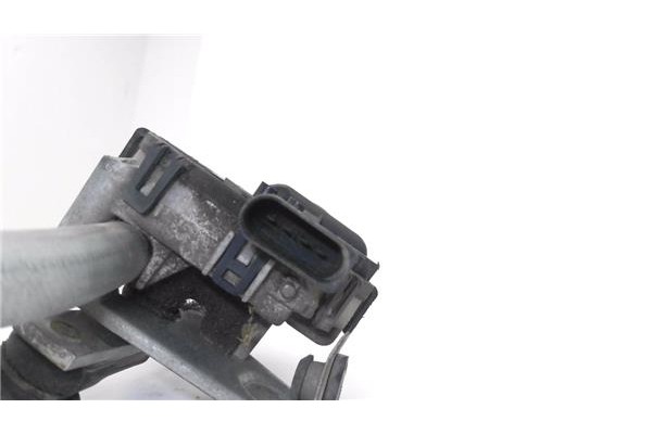 Recambio de motor limpiaparabrisas delantero para mazda 3 berlina (bk) 1.6 cd active+ xcite referencia OEM IAM 4M5117508AA 03902