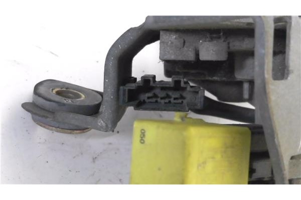 Recambio de motor limpiaparabrisas trasero para mercedes-benz clase m (bm 163) 2.7 270 cdi (163.113) referencia OEM IAM 16382026