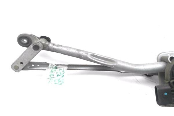 Recambio de motor limpiaparabrisas delantero para mazda 3 berlina (bk) 2.0 mzr-cd referencia OEM IAM BN8V6737XA F00S2S2698 