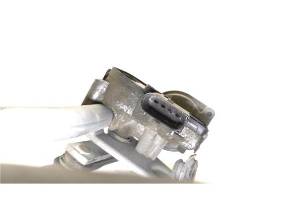 Recambio de motor limpiaparabrisas delantero para mazda 3 berlina (bk) 2.0 mzr-cd referencia OEM IAM BN8V6737XA F00S2S2698 