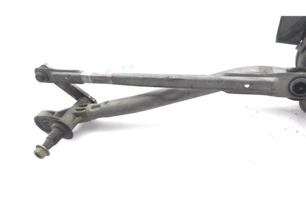 Recambio de motor limpiaparabrisas delantero para mazda 3 berlina (bk) 2.0 mzr-cd referencia OEM IAM BN8V6737XA F00S2S2698 