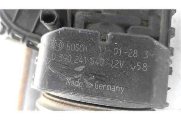 Recambio de motor limpiaparabrisas delantero para peugeot 207 1.4 urban referencia OEM IAM 0390241540  