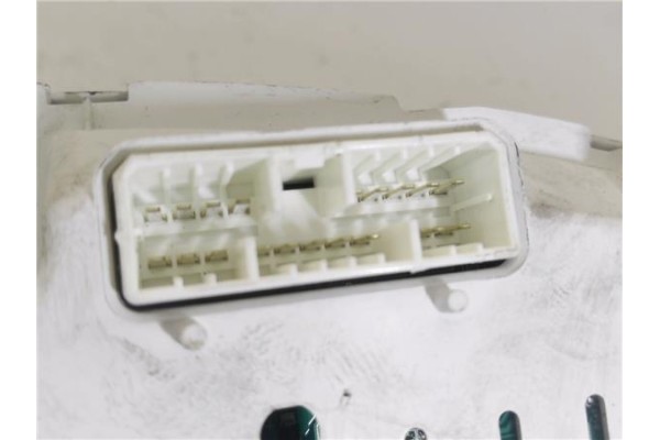 Recambio de cuadro completo para hyundai tucson (jm) 2.0 referencia OEM IAM 940132E720 11001004700H 