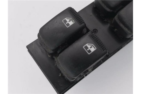 Recambio de mando elevalunas delantero izquierdo para hyundai tucson (jm) 2.0 referencia OEM IAM   