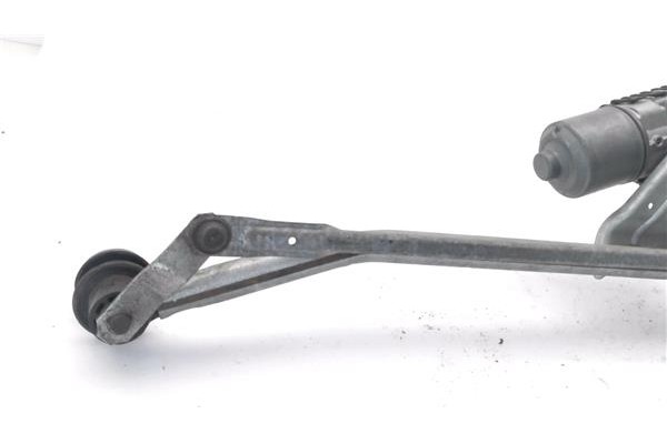 Recambio de motor limpiaparabrisas delantero para dacia sandero i 1.2 ambiance referencia OEM IAM 8200619512 3397020879 