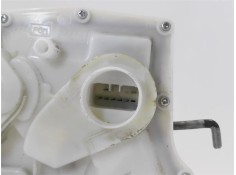 Recambio de cierre electromagnetico delantero derecho para suzuki swift iii (sg) 1.3 ddis referencia OEM IAM 8220162J32  
