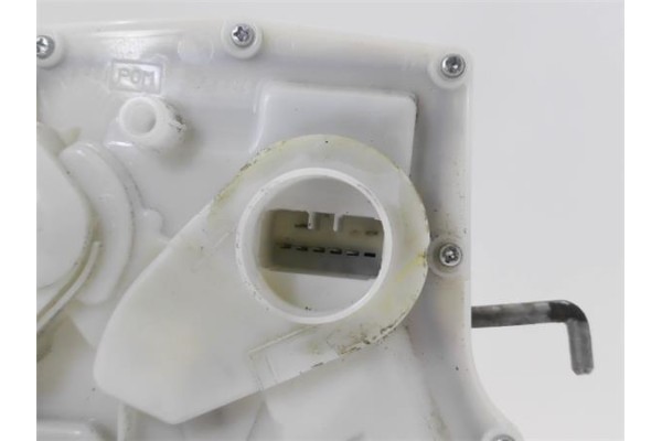 Recambio de cierre electromagnetico delantero derecho para suzuki swift iii (sg) 1.3 ddis referencia OEM IAM 8220162J32  