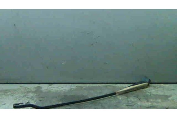 Recambio de brazo limpiaparabrisas delantero para opel corsa b (1993) 1.7 d referencia OEM IAM   