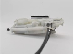 Recambio de cierre electromagnetico delantero derecho para suzuki swift iii (sg) 1.3 ddis referencia OEM IAM 8220162J32  