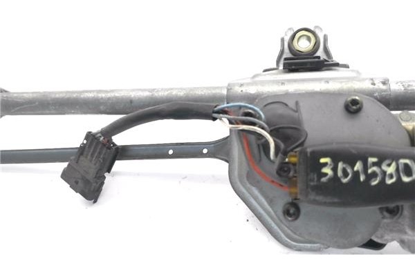 Recambio de motor limpiaparabrisas delantero para nissan primastar furgón (x83) dci 80 referencia OEM IAM 2881000QAC  